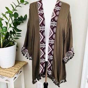 Umgee Green & Pink Aztec Southwestern Style Lightweight Cozy Oversize Wrap S/M